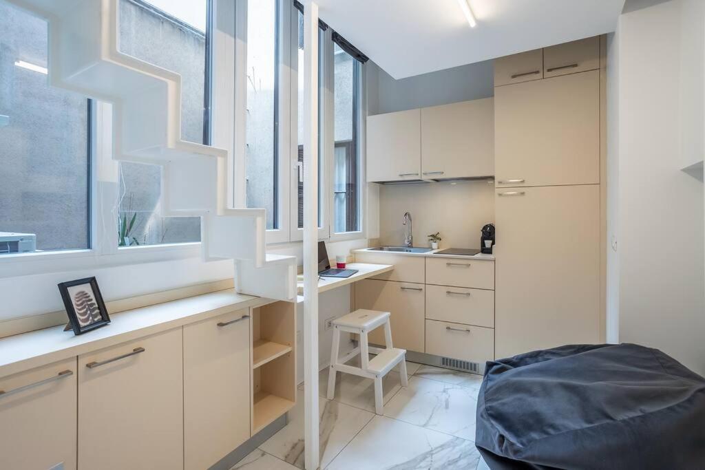 Duomo'S Nest - Central Mini-Apt Milan Luaran gambar